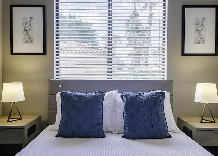 Landing - Modern With Amazing Amenities * Phoenix
