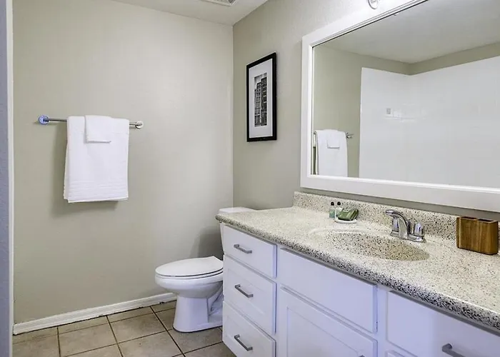 Landing - Modern With Amazing Amenities *